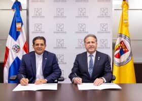 APAP y Pucmm lanzan colmado inteligente para comercios