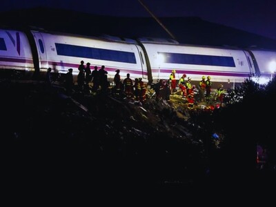 Accidente ferroviario en España deja víctimas y conmoción