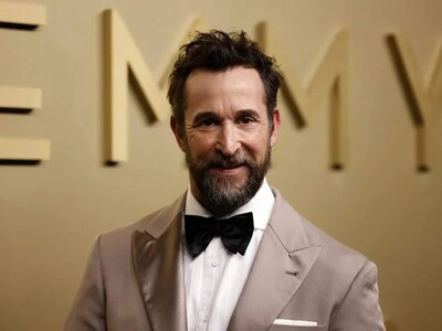 Actor Noah Wyle, el hombre más sexy del mundo 2026