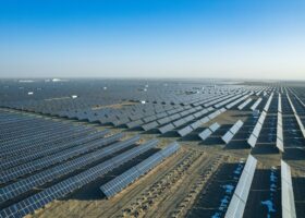 Almería tiene todo el sol del mundo para llenar España de energía solar. El problema es que la red no está a su altura
