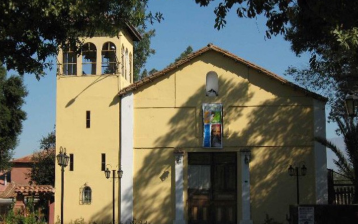 Asaltantes maniatan a sacerdote y roban en casa parroquial en Chile