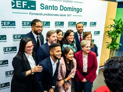 CEF.- Santo Domingo acerca a los dominicanos másteres online