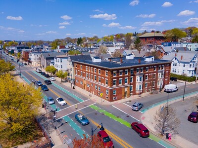 Calles seguras en Somerville Massachusetts reducen velocidad