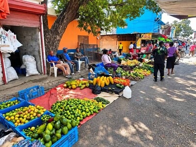Condiciones del mercado público Barahona preocupan a comerciantes
