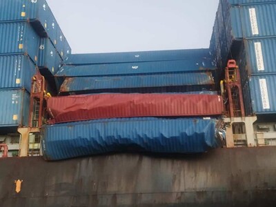 Contenedores caídos al mar en viaje hacia río haina según fecodeca