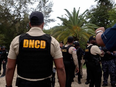 Convocatoria DNCD para reclutar agentes jóvenes
