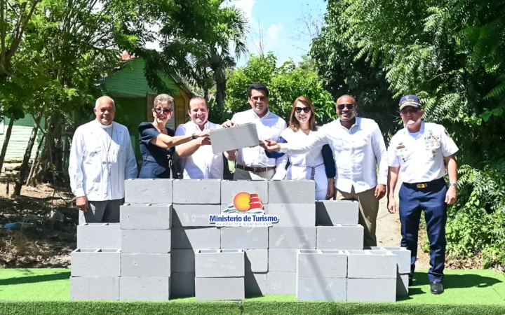 David Collado deja iniciadas obras en Maimón, Puerto Plata, por más de 168 millones de pesos