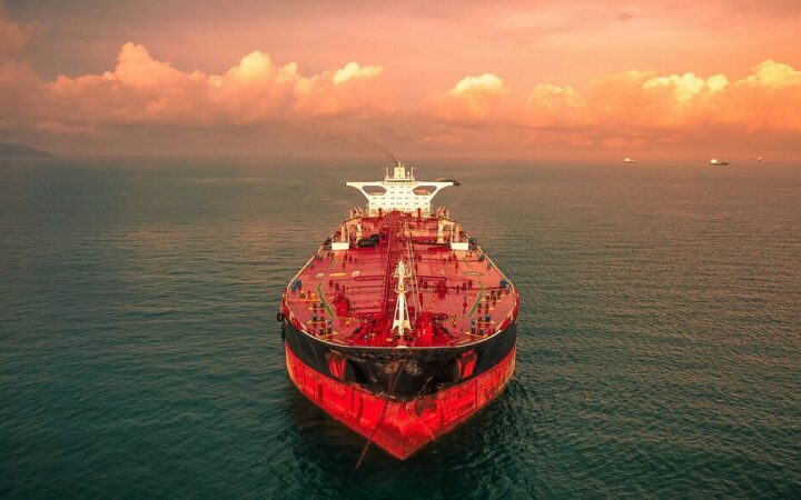 El mercado del petróleo necesitará hasta dos años para recuperar sus reservas aunque Ormuz reabra hoy mismo