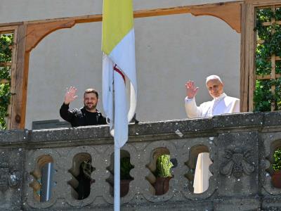 El papa León XIV habló por teléfono con Zelenski, dijo el Vaticano