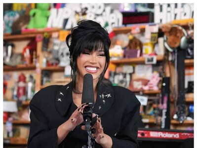Entre humor y grandes éxitos, Cardi B conquista el Tiny Desk de NPR