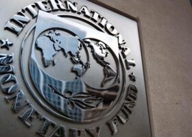 FMI eleva previsiones de crecimiento economía mundial