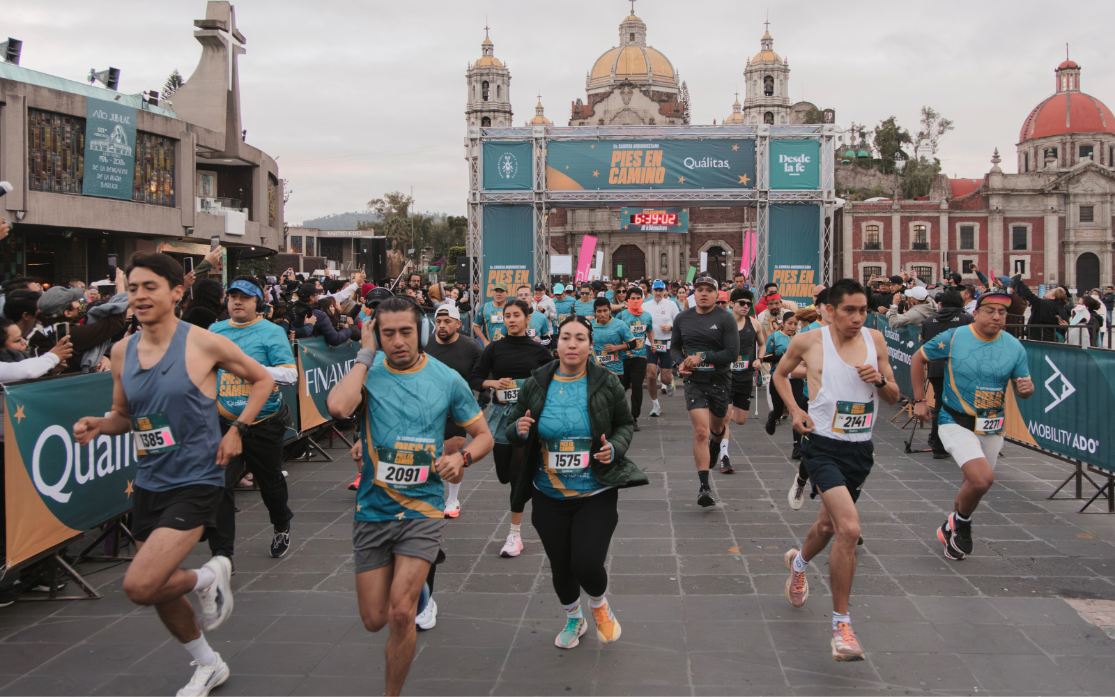FOTOS: Miles corrieron hasta la Basílica de Guadalupe en apoyo a sacerdotes ancianos y enfermos