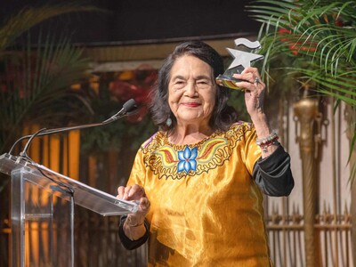 Fallece Dolores Huerta, referente en la defensa de los migrantes