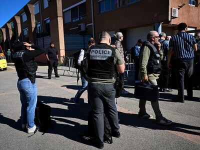 Francia: detienen a adolescente en Francia por disparar con escopeta
