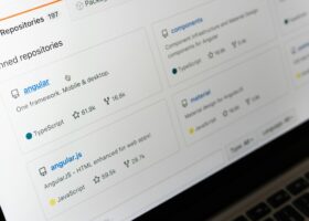GitHub ha tenido que hacer algo a gran escala para seguir el ritmo de la IA. Sus cifras explican hasta qué punto