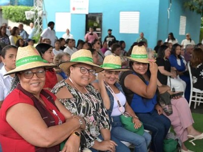 Gloria Reyes: reducir pobreza de mujer rural sigue siendo un desafío