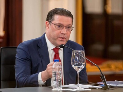 Gobierno explica subsidios a combustibles
