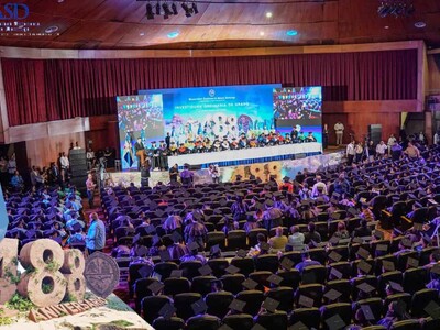 Graduación UASD celebra 488 aniversario con nuevos profesionales