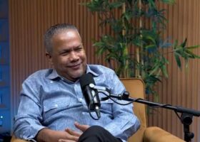 Héctor Acosta valora como presidenciable a Omar Fernández