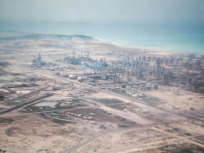 Hutíes de Yemen atacan la mayor refinería de petróleo de Arabia
