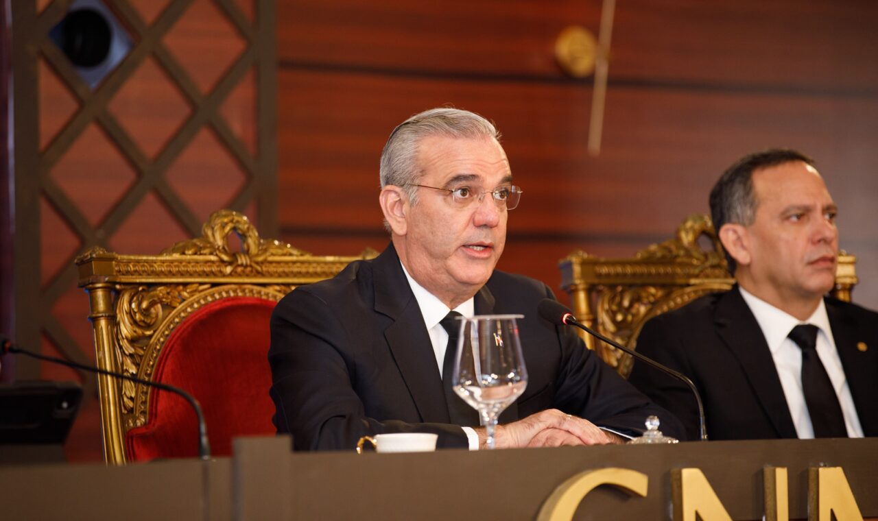 Presidente Abinader: “Hasta la palabra doméstica es insultante; hay que ir eliminando esa palabra”