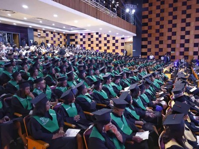 Iglobal celebra graduación de nuevos profesionales en educación