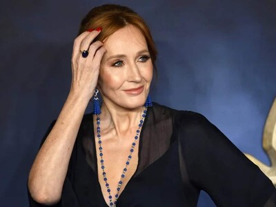 JK Rowling insiste en defender su postura sobre el activismo trans