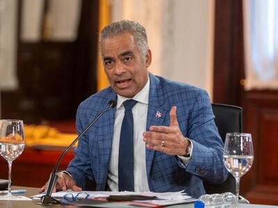 Joel Santos explica aumentos en factura eléctrica con misma tarifa
