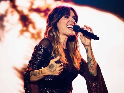 Kany García revela enfermedad columna durante gira