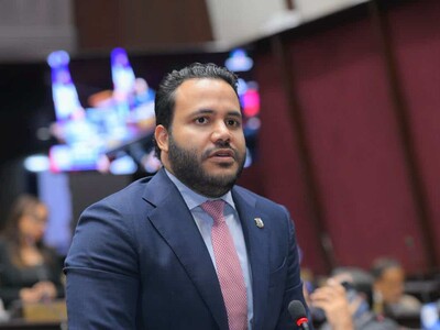 Lo que llevó al diputado Rogelio Genao a renunciar al PRSC