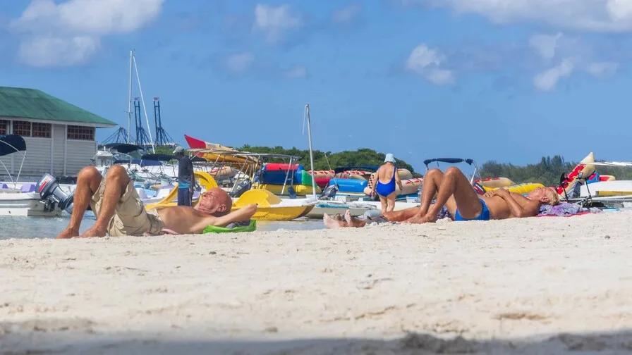 Los turistas gastan entre US$116 y US$223 dólares diarios cada vez que viajan a RD