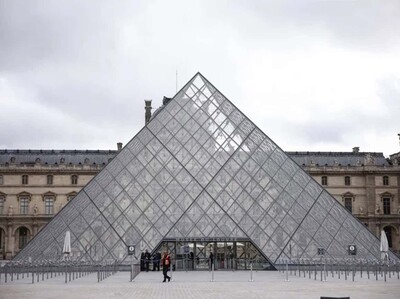 Louvre espera recuperar joyas robadas hace un año