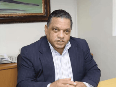Mario Díaz plantea frenar importación de motocicletas