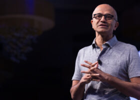 Microsoft considera que «los modelos frontera no son de fiar» y hay que tratar a los agentes de IA como amenazas internas