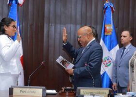 Minerva Frías juramentada como diputada del PRM