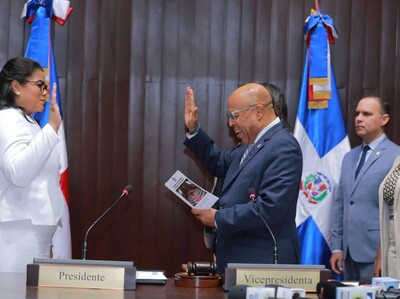 Minerva Frías juramentada como diputada del PRM