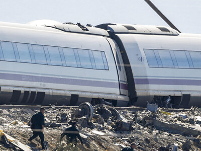 Ministro revela qué provocó el accidente de trenes en España