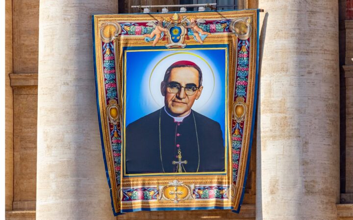 Obispos de El Salvador piden al Papa proclamar a San Óscar Romero como Doctor de la Iglesia