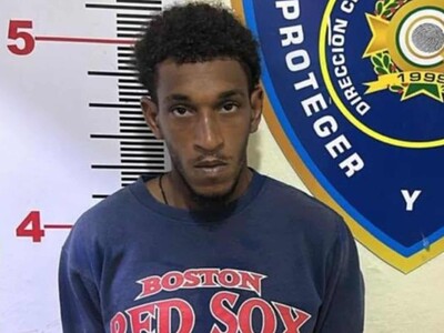 Órdenes de arresto: se entrega hombre buscado po robo en La Vega
