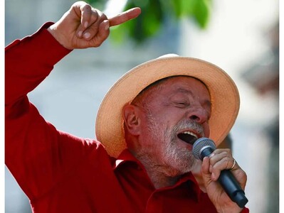 Pedro Almodóvar a Javier Bardem; artistas piden votos para Lula
