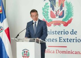 Canciller dominicano viaja a Canadá para ampliar cooperación bilatel