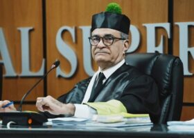 Presidente del TSE se recupera tras cirugía por hidrocefalia