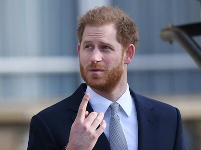 Príncipe Harry espera dejar atrás conflictos con William y Carlos III