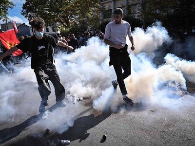 Protestas estudiantiles intensifican en Francia: 2,000 detenidos