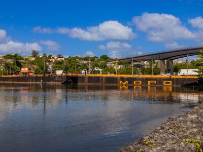 Puente flotante estará cerrado mañana sábado por paso de embarcación