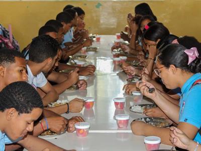 Rechazan almuerzo escolar preparado en Barahona
