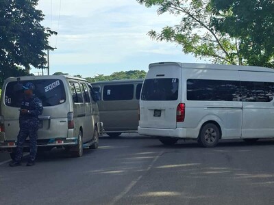 Transportistas paralizan el tránsito en Guanuma