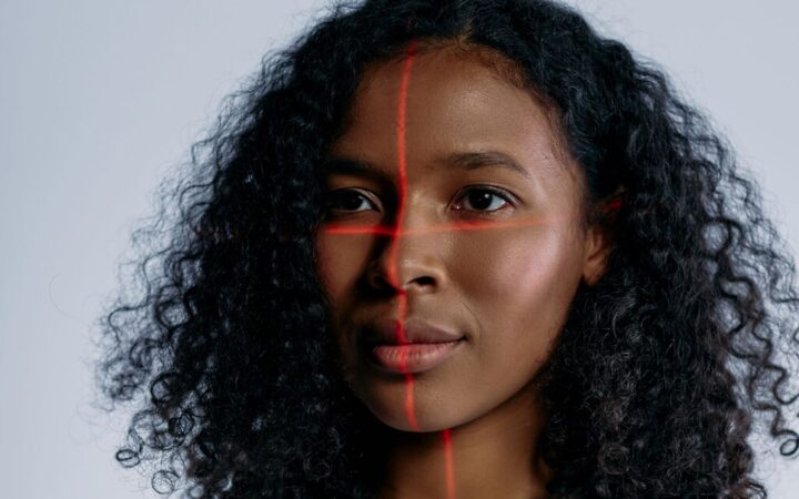 Una simple foto del rostro puede dar pistas sobre la supervivencia de un paciente con cáncer. Esta IA busca encontrarlas
