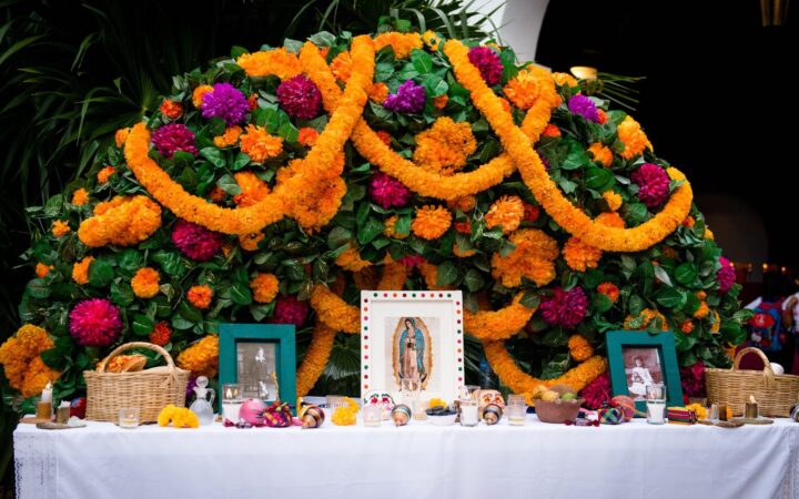 ¿Cómo celebrar el Día de Muertos con sentido católico?